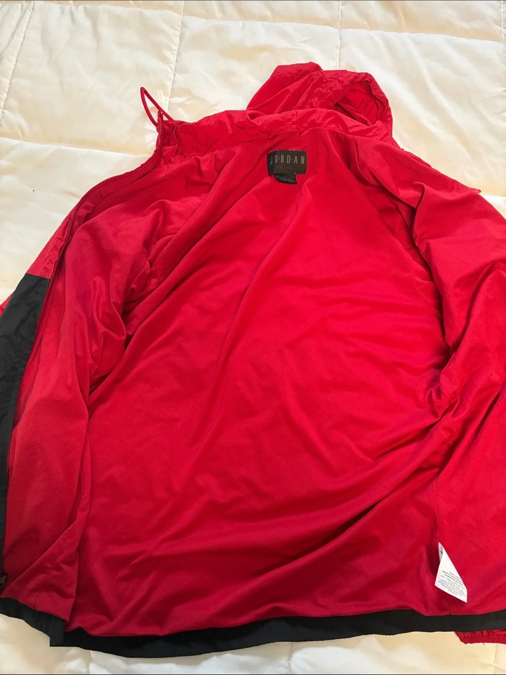 Jordan Jumpman Air Men’s Windbreaker Retro Jacket Size Small Red/Black Full-Zip